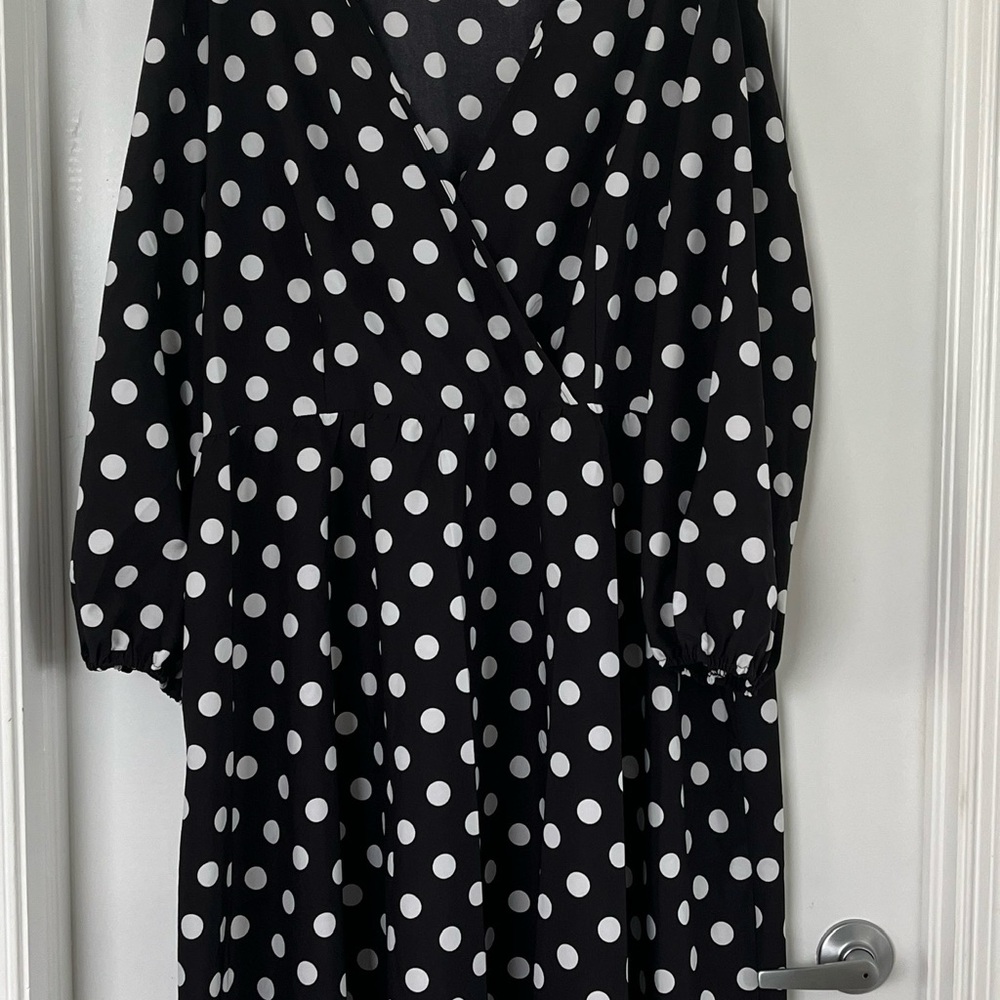 SHEIN Black and White Polka Dot Long Sleeve Dress